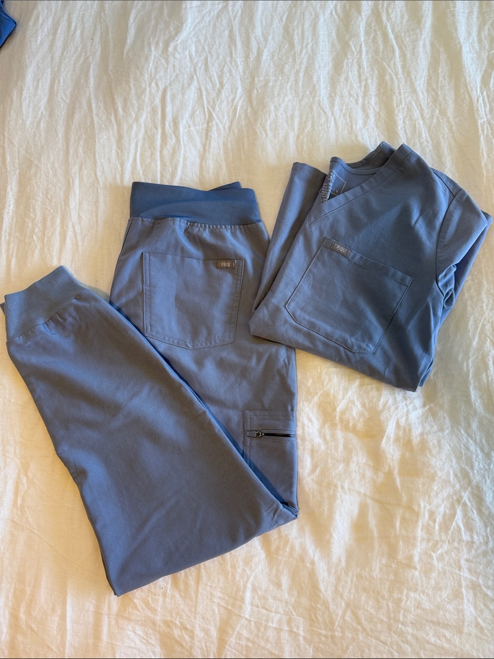 Figs Scrub Set